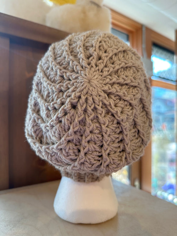 Sample Sale: Hat, crocheted shell pattern