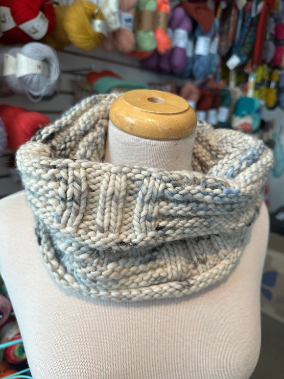 Sample Sale: Cowl, white with blue/grey speckles