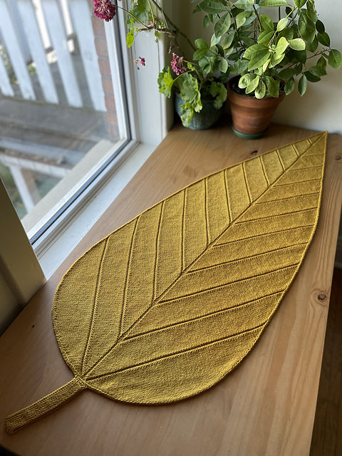 Sample Sale: Wrap, leaf